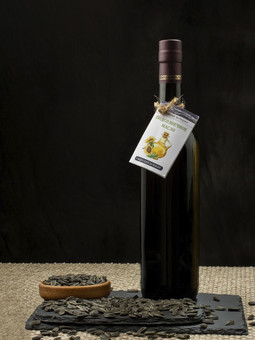 Масло  подсолнечное  нерафинированное сыродавленное (живое), стекло